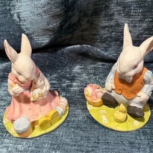 Easter Pair of Ceramic Bunny Figurines in Pastel Pink & Blue